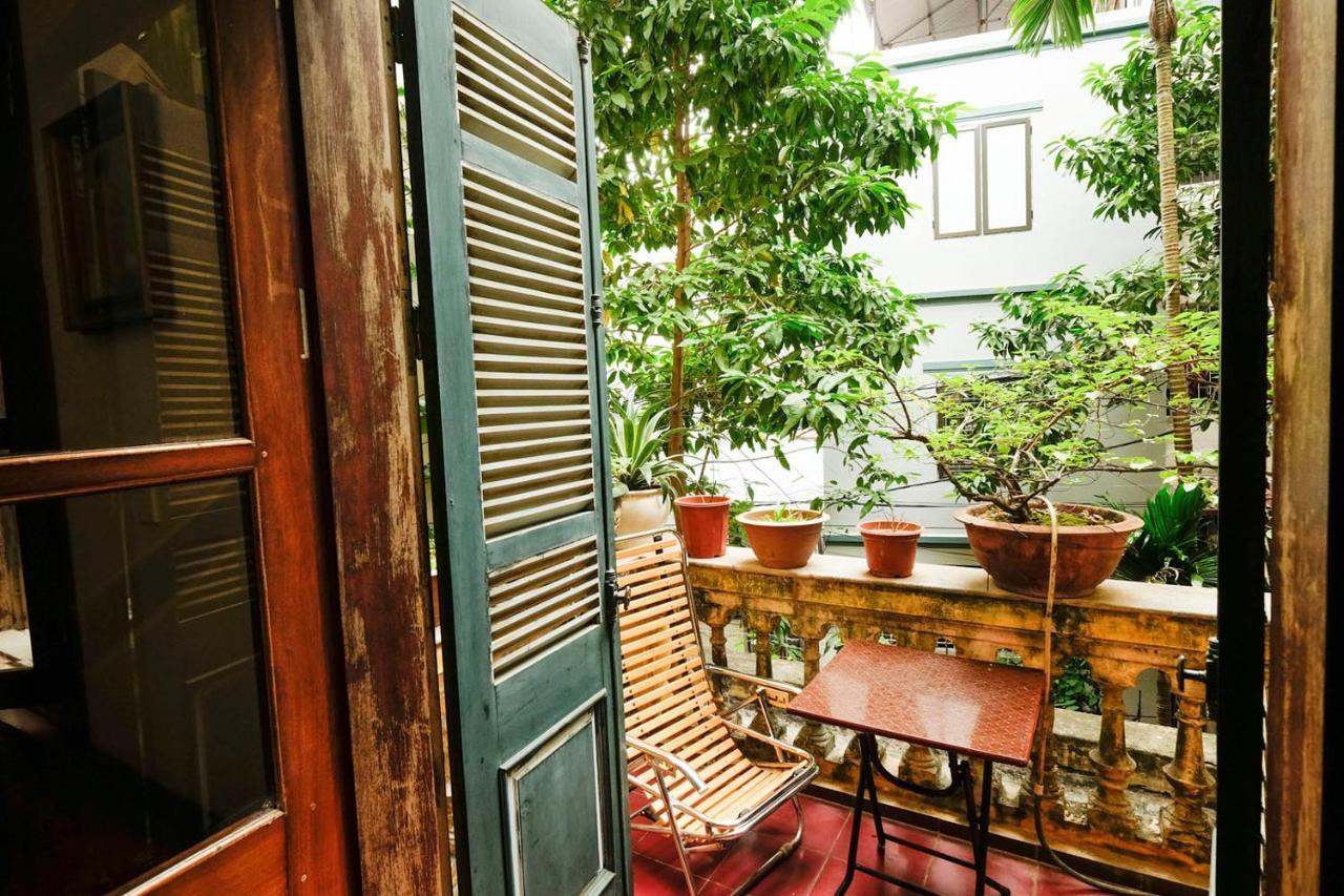French-Styled House Lägenhet Hanoi Exteriör bild
